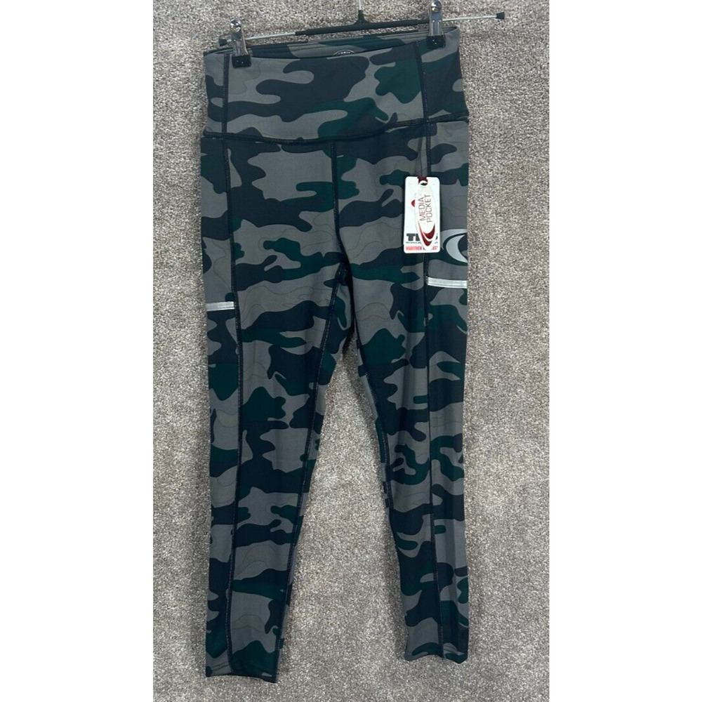 TKO Technical Knockout Leggings Womens Medium Gray Camo‎ Actual 24X23 Capri NWT
